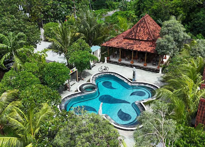 Hotel Jukung Batununggul